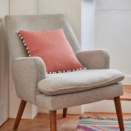 Sunny Pink Street Historical Apt, By Timecooler Lisboa