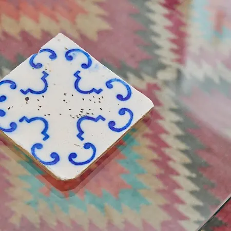 公寓 Sunny Pink Street Historical Apt, By Timecooler *